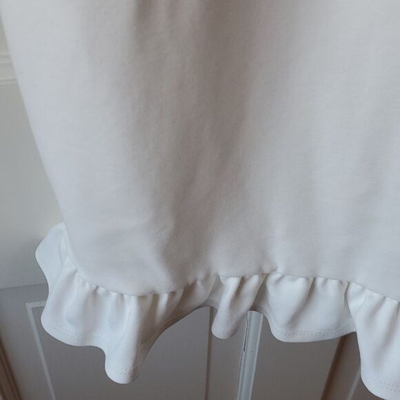 LULUS WHITE KNIT SPAGHETTI STRAP SHEATH DRESS RUFFLE BOTTOM SIZE MEDIUM SUMMER - Picture 4 of 14
